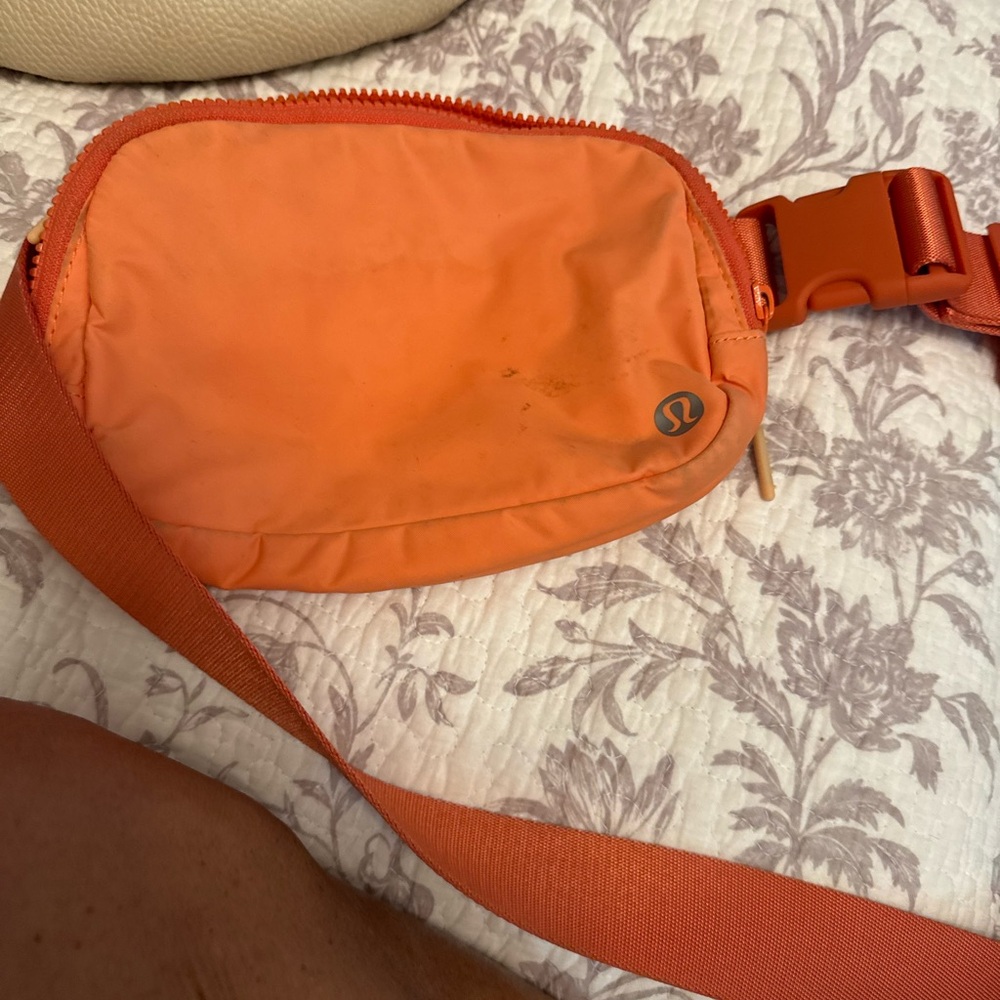 Lululemon Athletica Men's Vibrant Orange Belt Bag